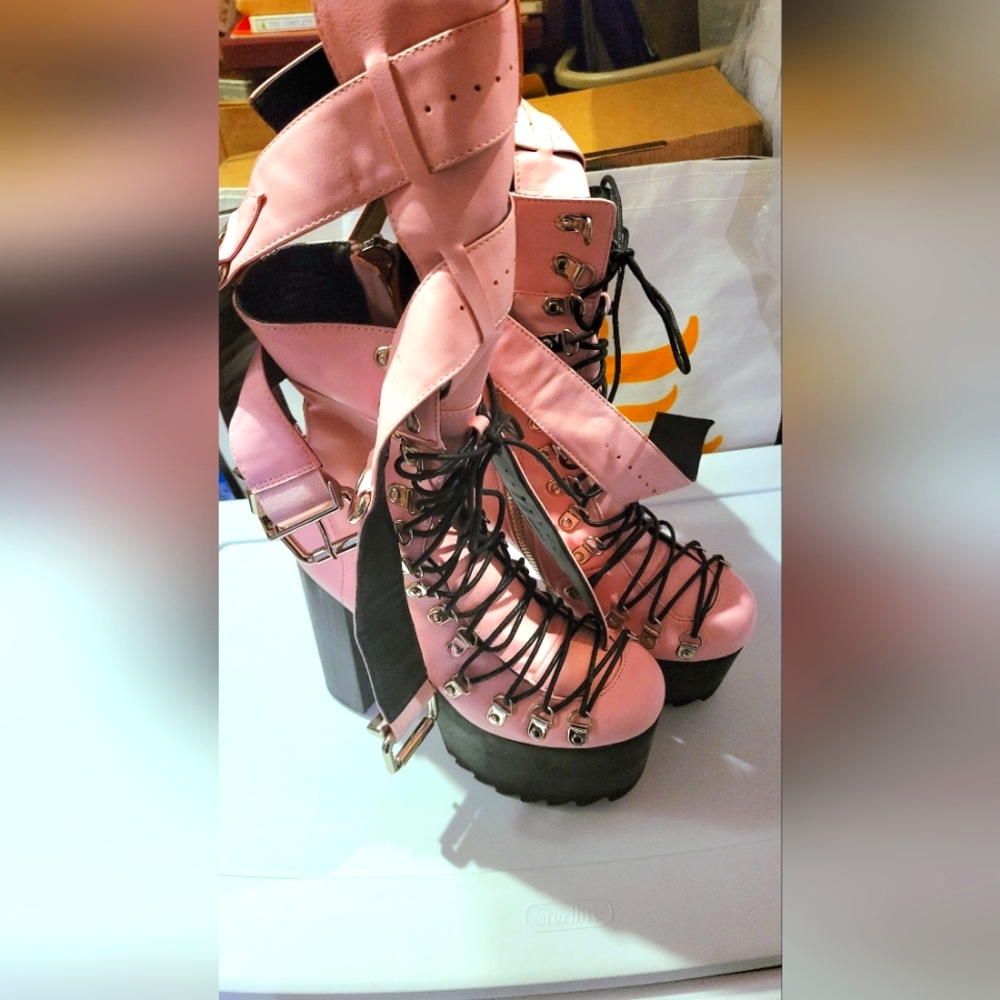 Current Mood Baby Pink Gladiator Platform Boots Size 8